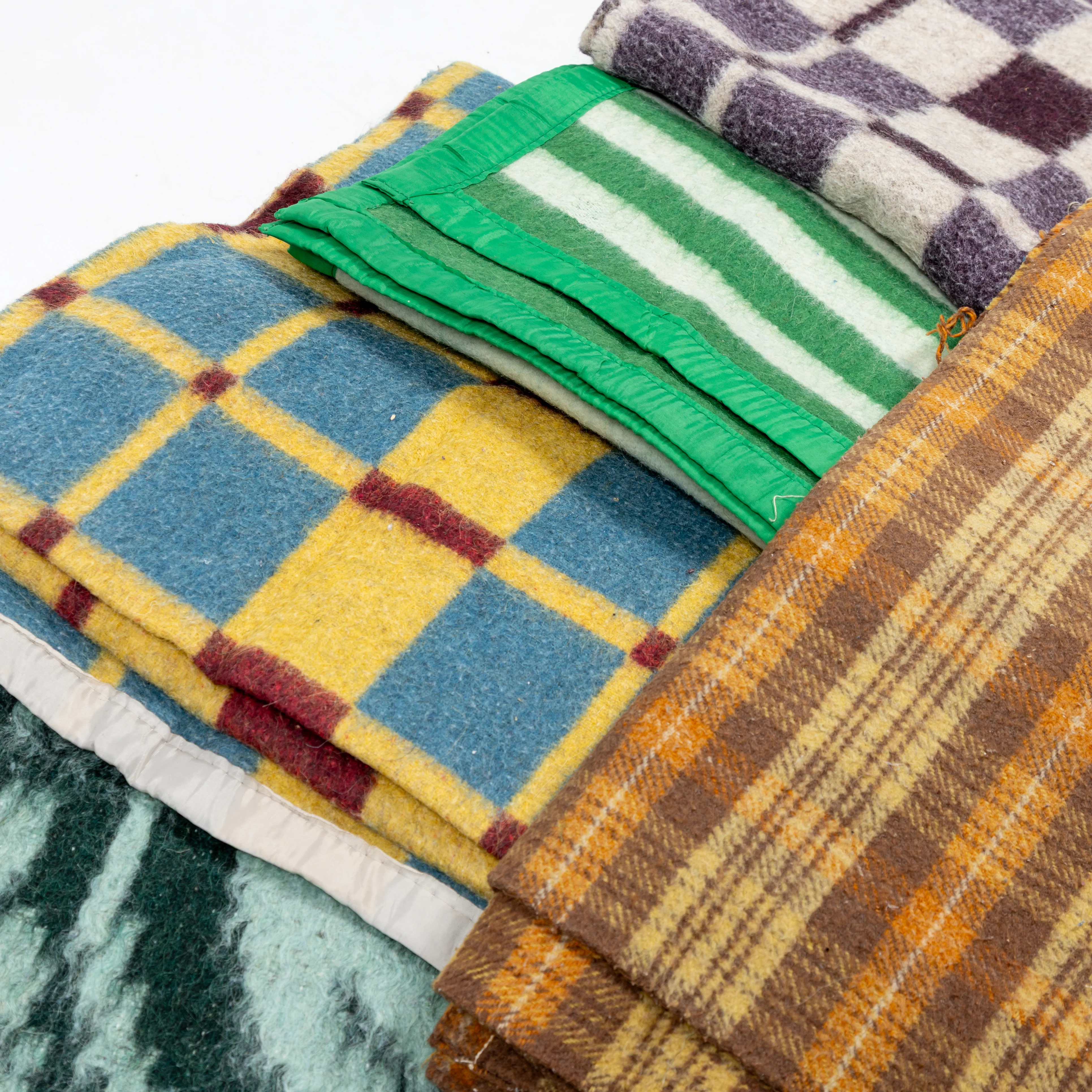 Romanian Colorful Wool Blankets - Image 2